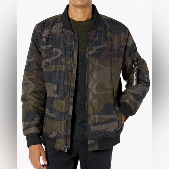 Calvin Klein Other - Calvin Klein Men's Quilted Zipper Detail Flight Jacket, S .🔥Amazon's Choice